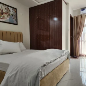Queen size Standard Apartment